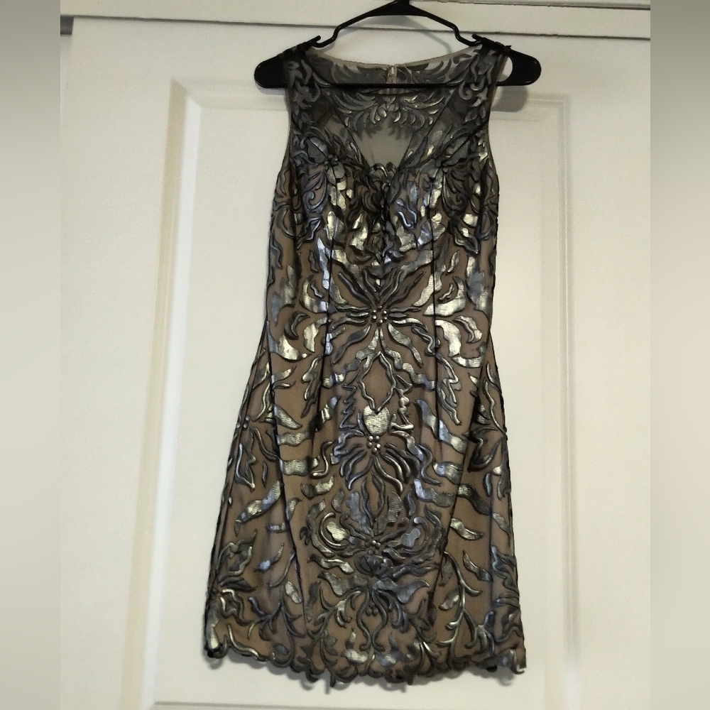 NWT Jovani Grey Embroidered Luxury Midi Cocktail Dress - Size 6